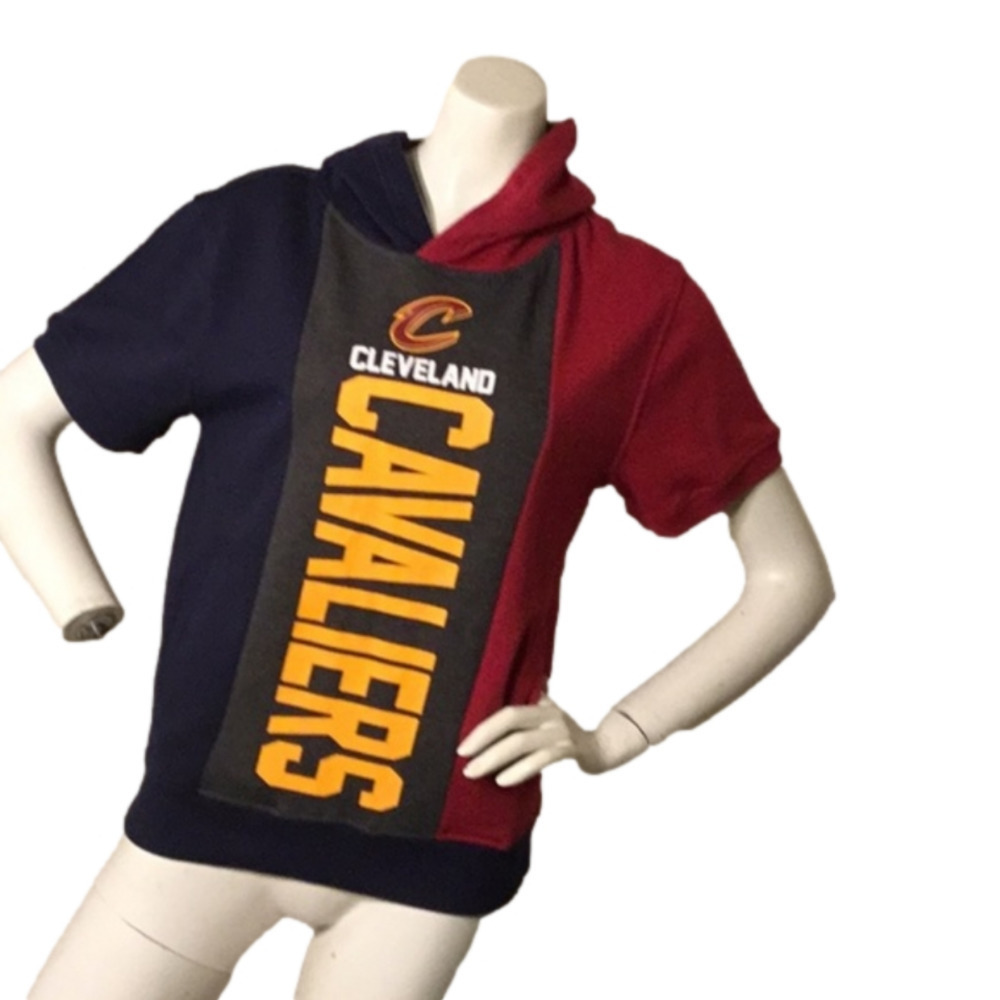 CLEVELAND CAVALIERS #23 SHORT SLEEVES HOODIE